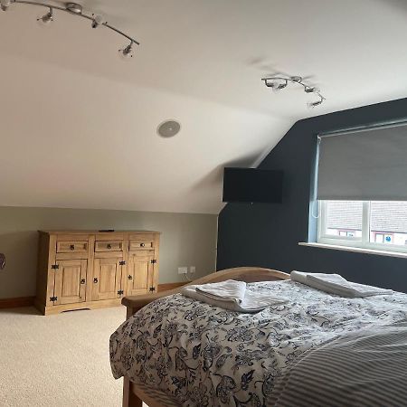 Fabulous 2 Bed Apartment Penrith Exterior foto